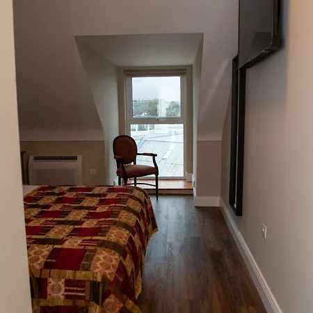 Donegal House Apartment *