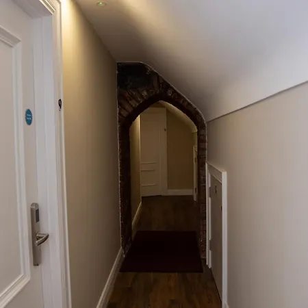 Donegal House *