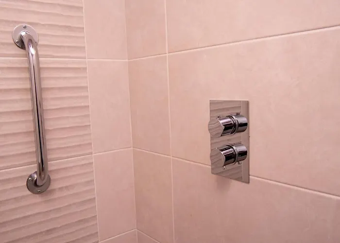 Donegal House Апартаменты