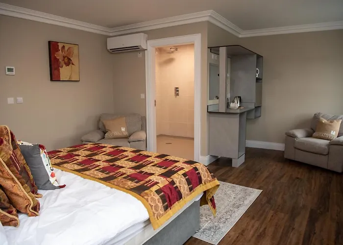 Donegal House Апартаменты Донегол