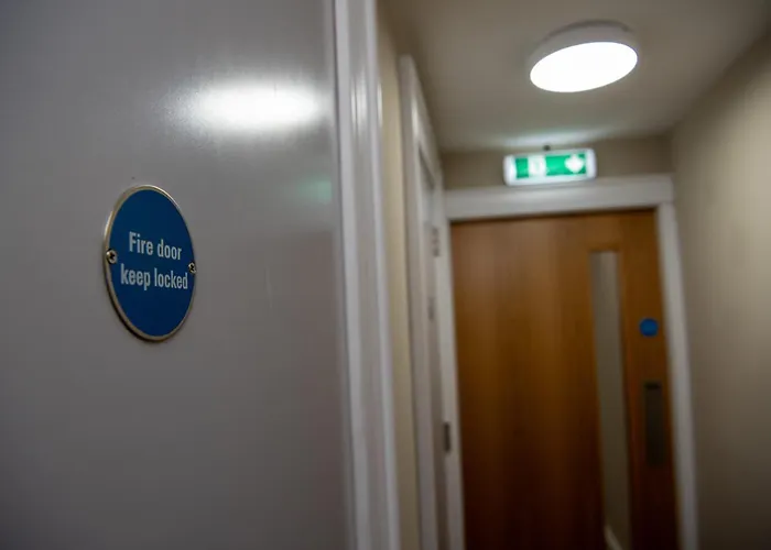 Donegal House Апартаменты