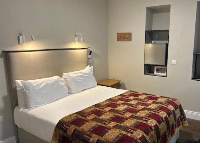 Donegal House Апартаменты